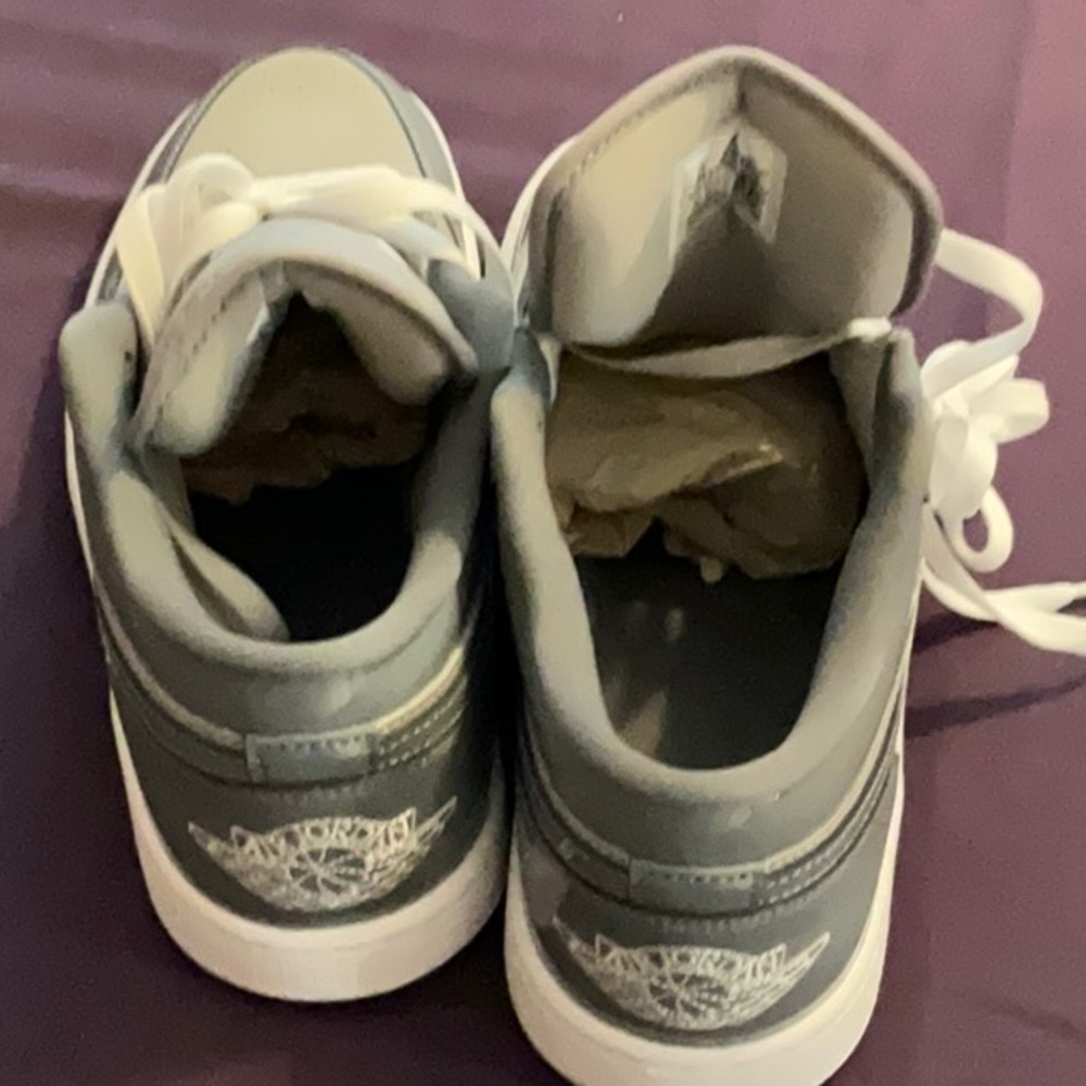Jordan Gray and White Sneakers - Picture 2 of 4